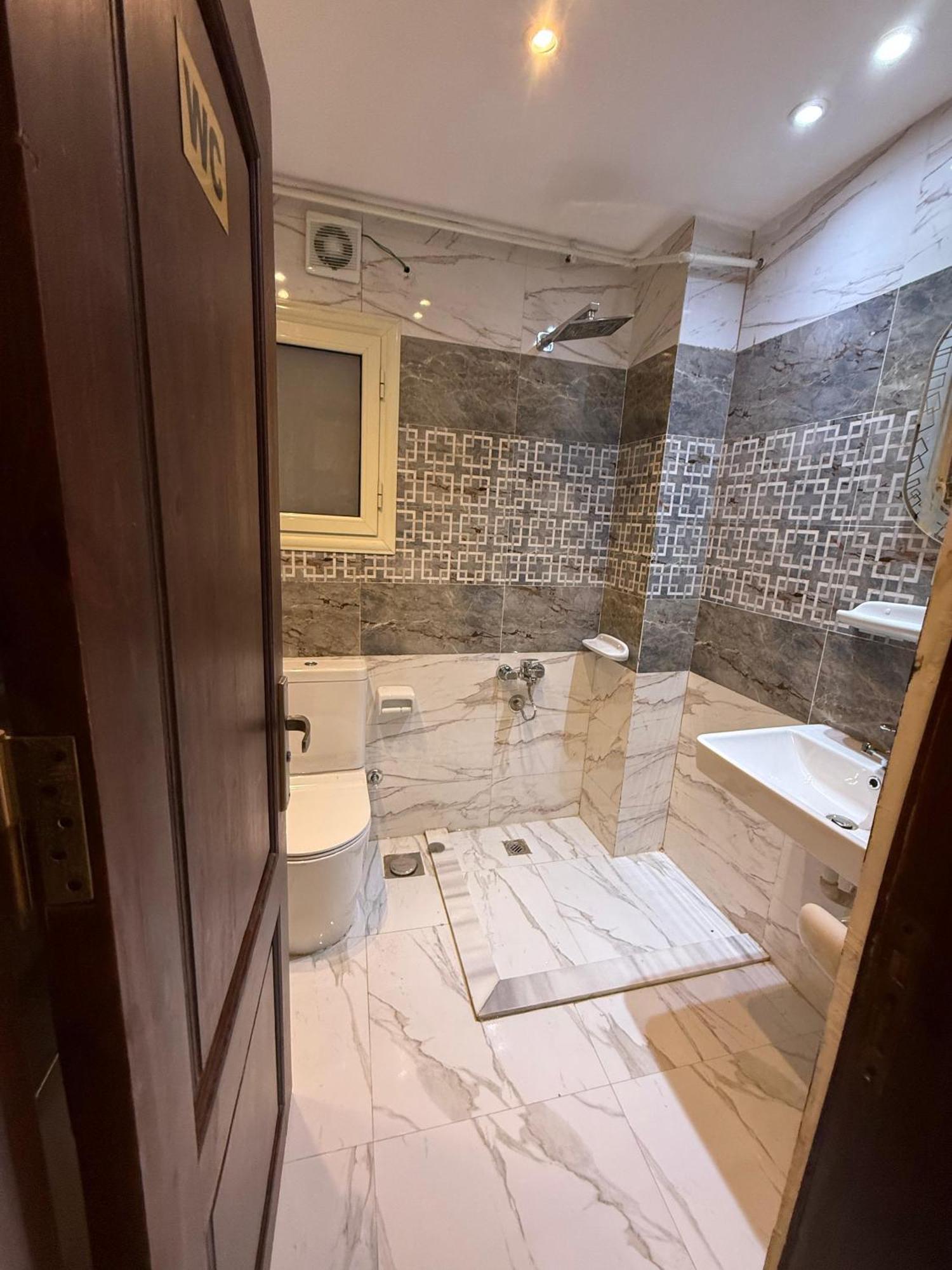 Aparthotel Golden Ibis Memphis *
